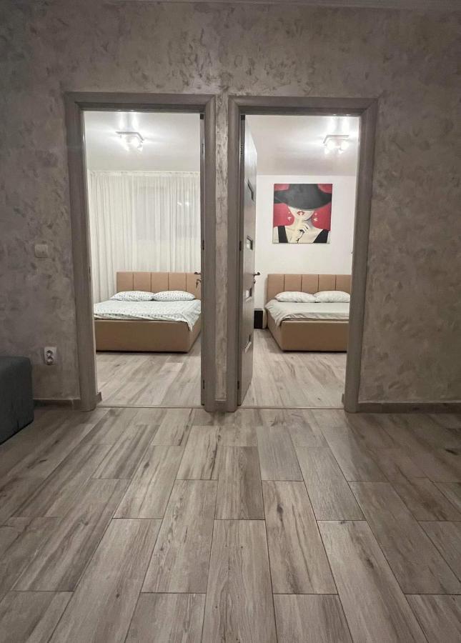 Modern & Elegant Apartament Craiova Extérieur photo