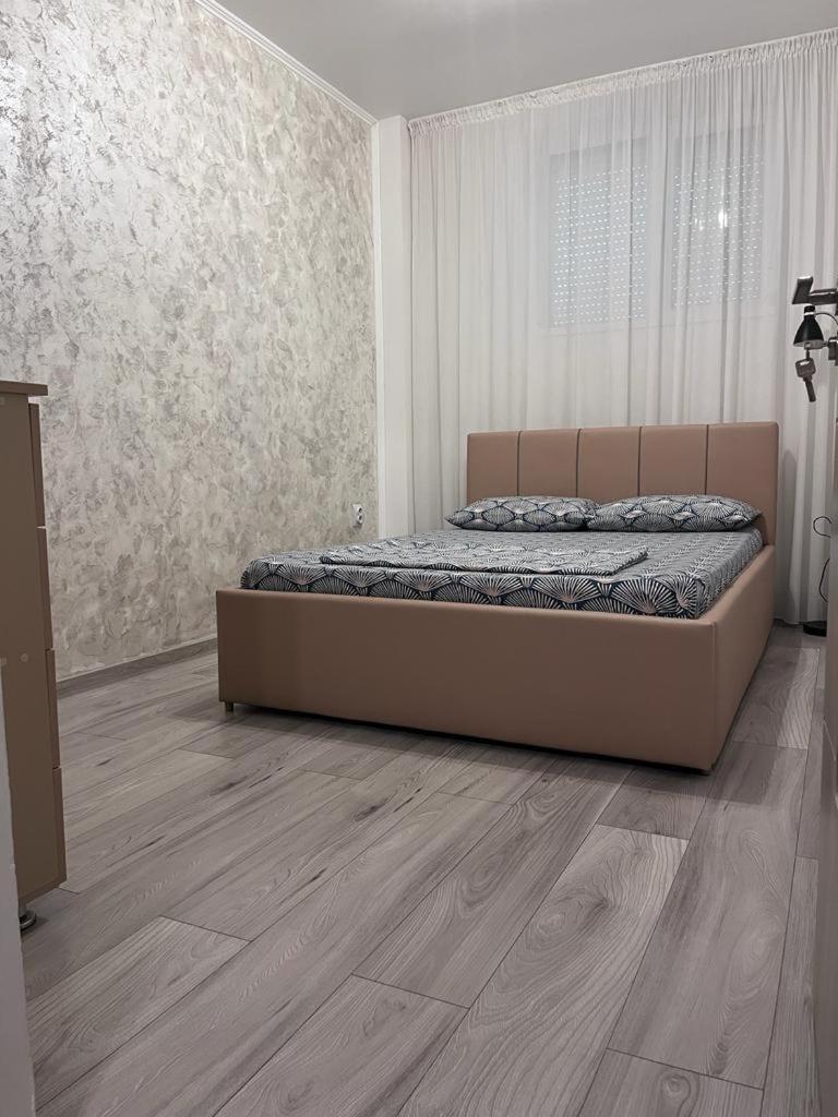 Modern & Elegant Apartament Craiova Extérieur photo