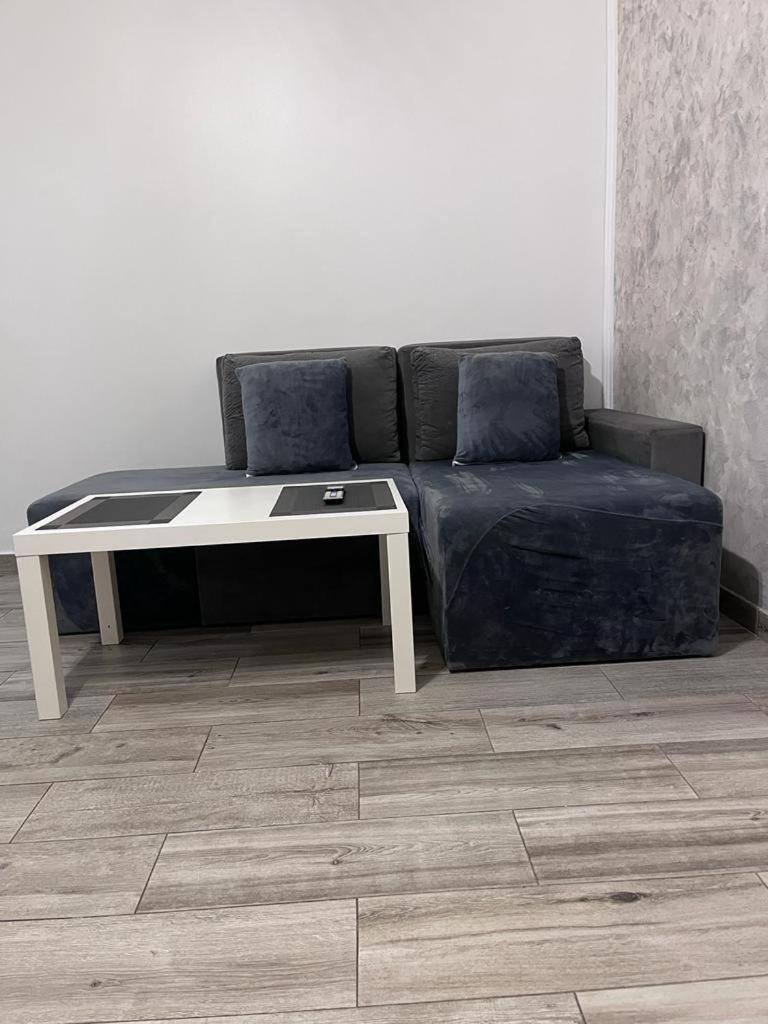 Modern & Elegant Apartament Craiova Extérieur photo
